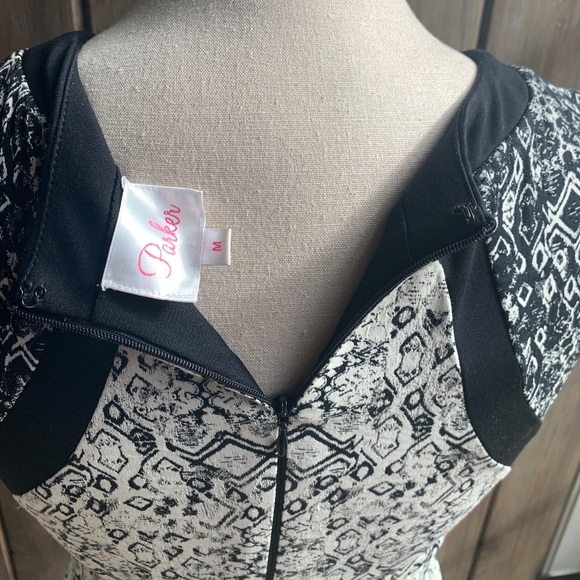 Parker Jaggar • sleeveless sheath Dress - Picture 8 of 14